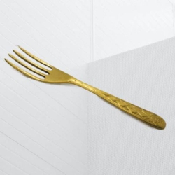 গোল্ডেন কাটা চামুচ (FX)